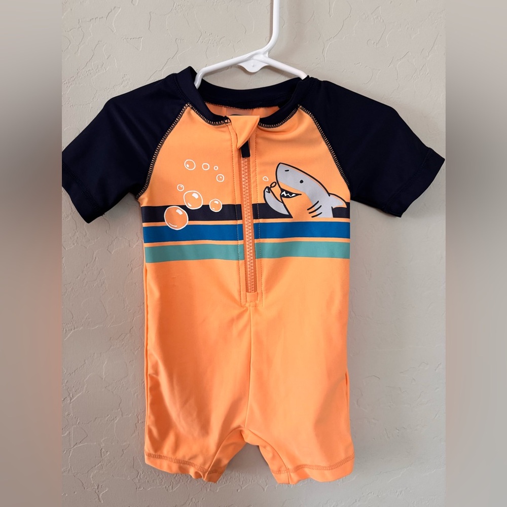Old Navy Kids Rashguard in Navy and Orange with Shark Design